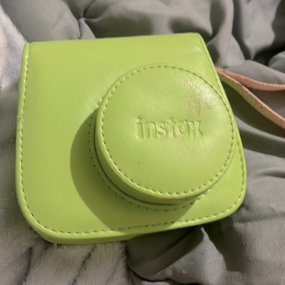 instax camera case (don’t come with camera)
